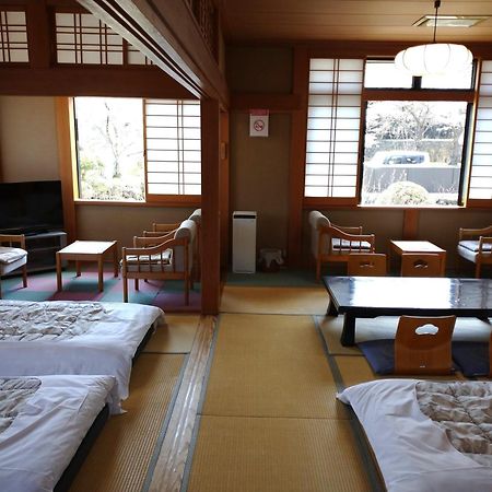Nishimiyasou Hotel Fujikawaguchiko Bagian luar foto