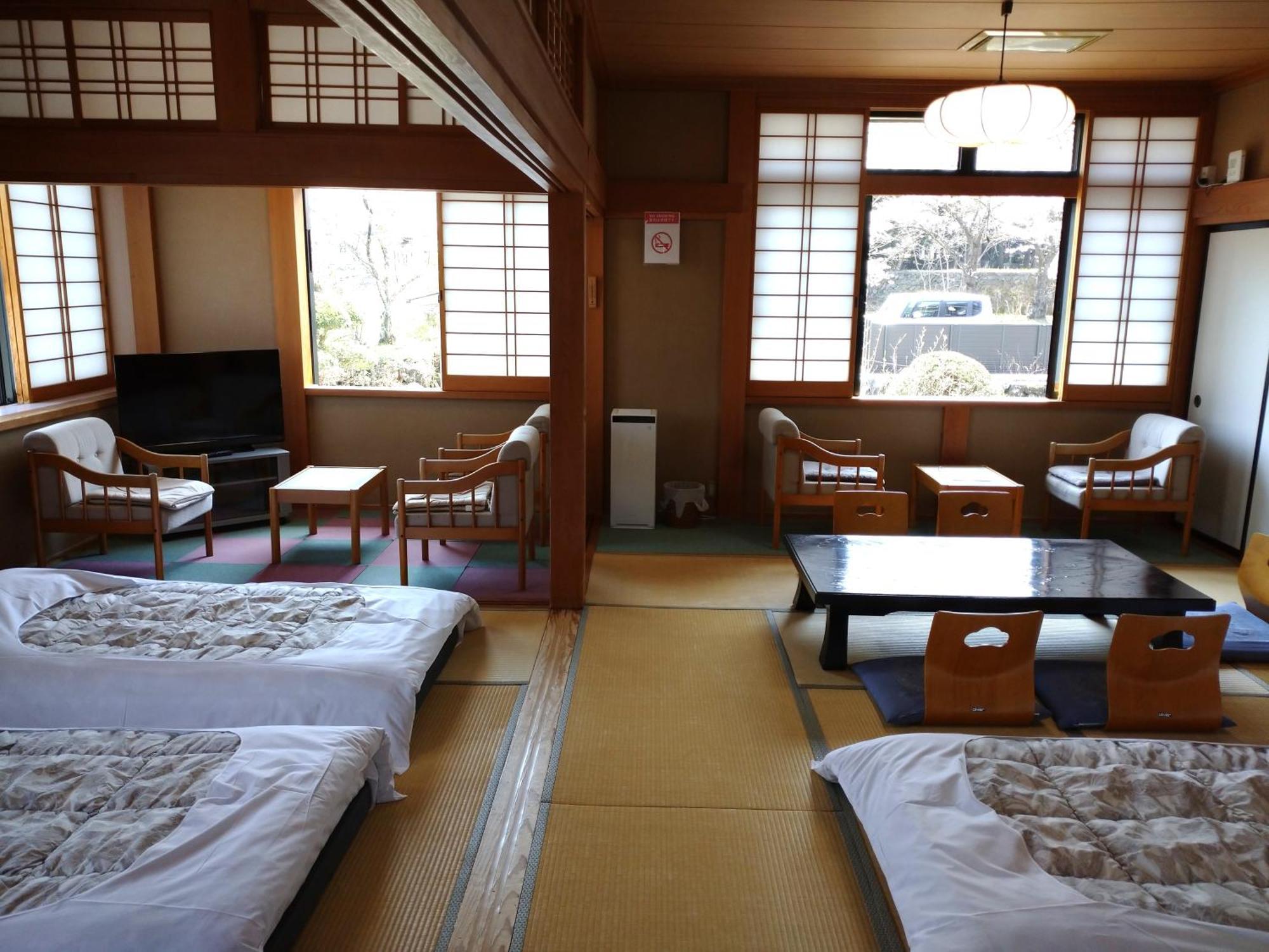 Nishimiyasou Hotel Fujikawaguchiko Bagian luar foto