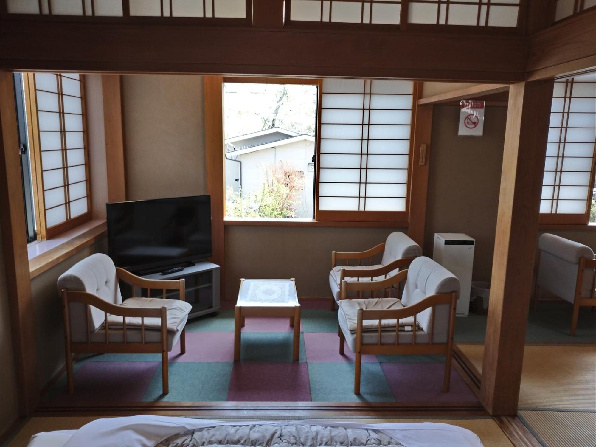 Nishimiyasou Hotel Fujikawaguchiko Bagian luar foto