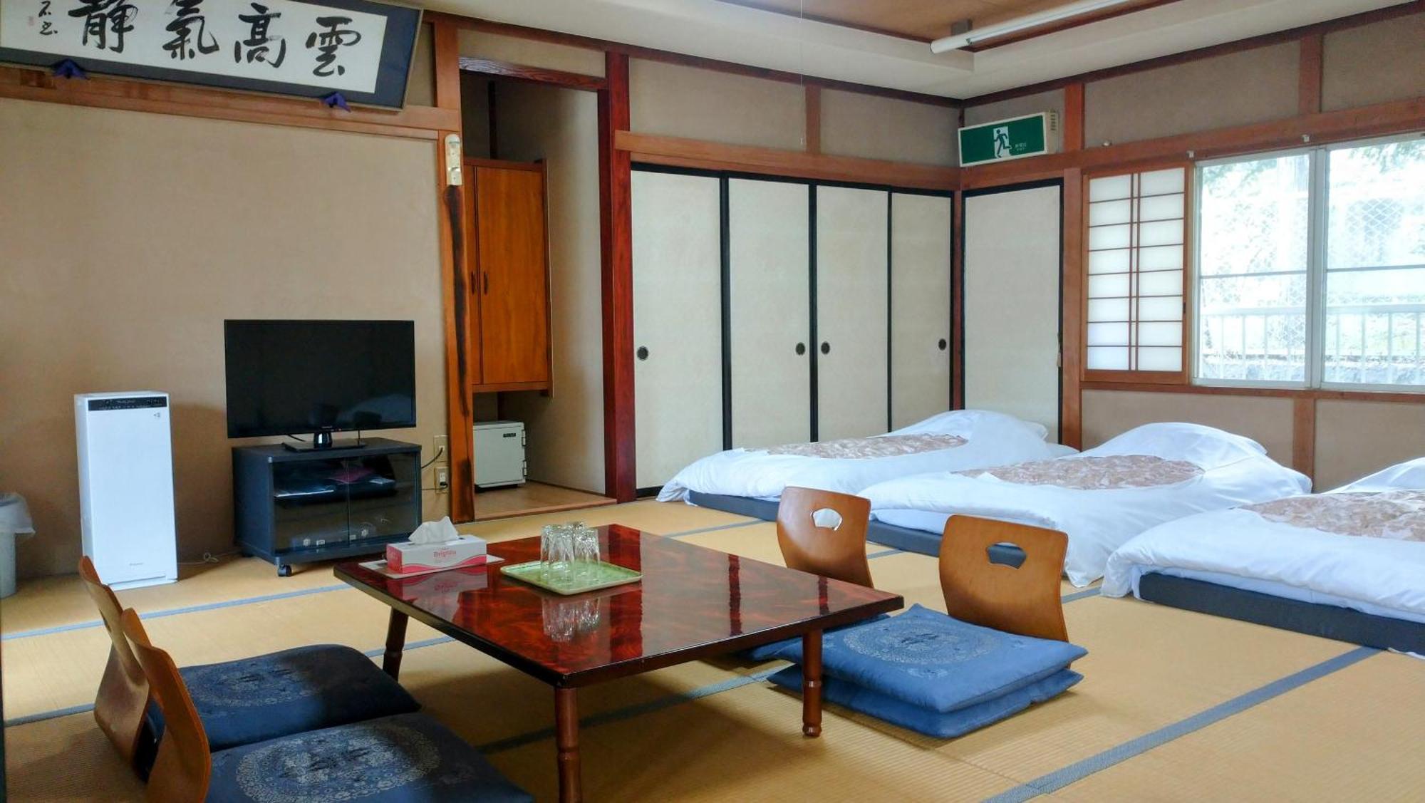 Nishimiyasou Hotel Fujikawaguchiko Bagian luar foto