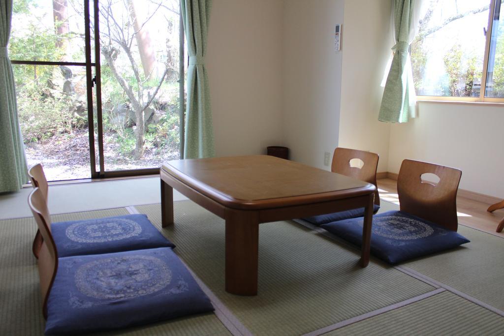 Nishimiyasou Hotel Fujikawaguchiko Bagian luar foto