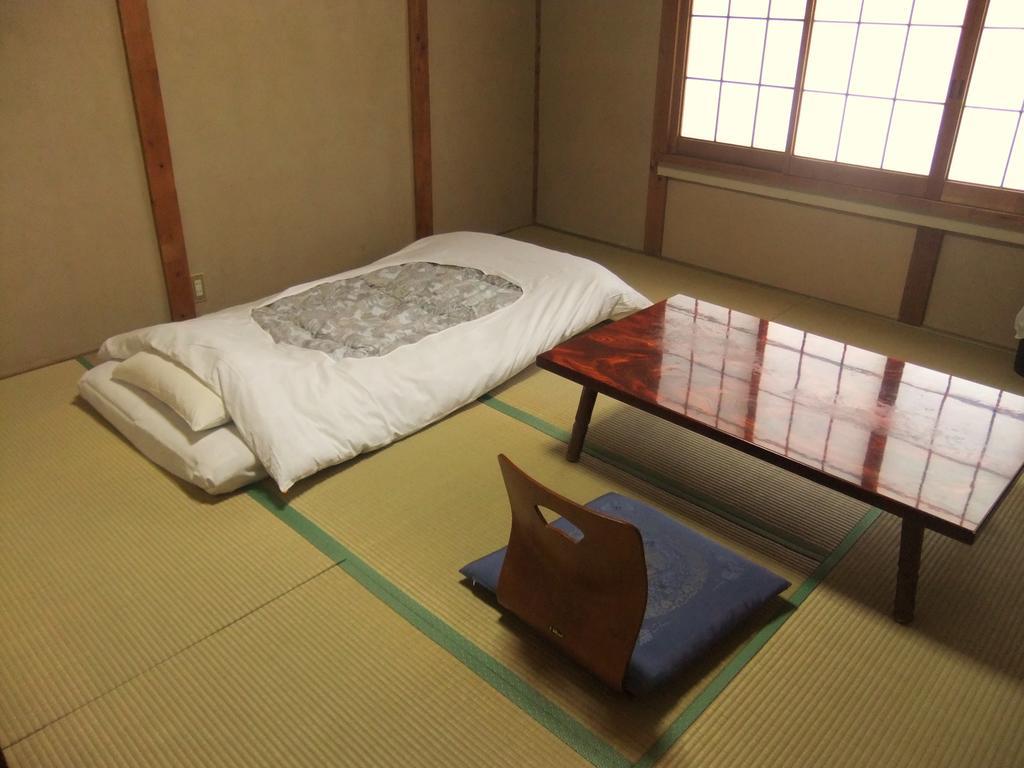 Nishimiyasou Hotel Fujikawaguchiko Bagian luar foto