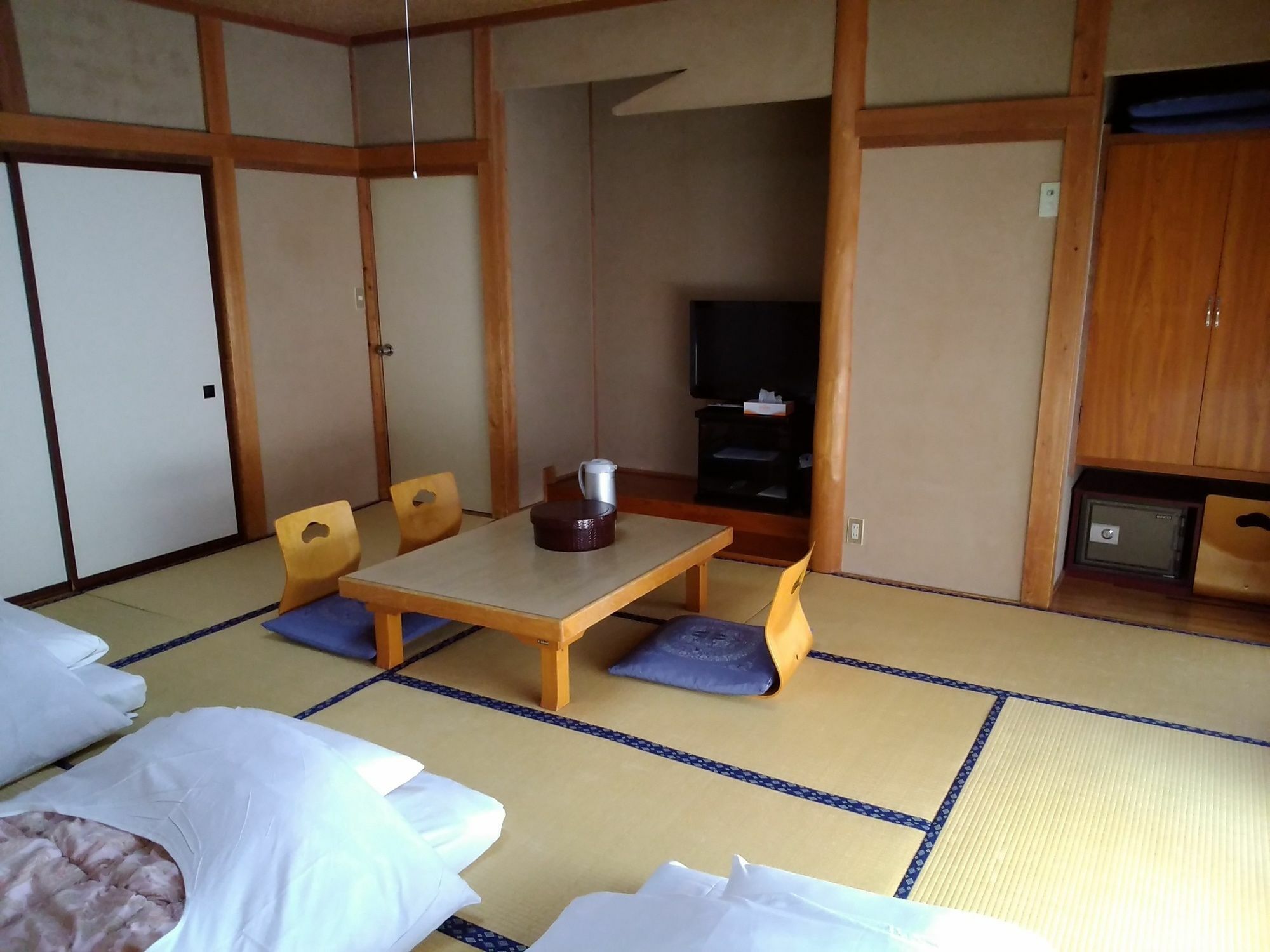 Nishimiyasou Hotel Fujikawaguchiko Bagian luar foto